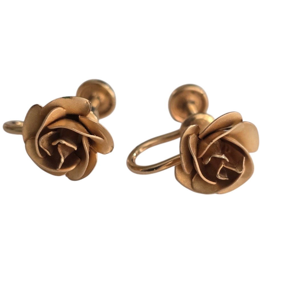 Vintage Gold Tone Rose Screw Back Earrings Floral Non Pierced - Picture 2 of 5